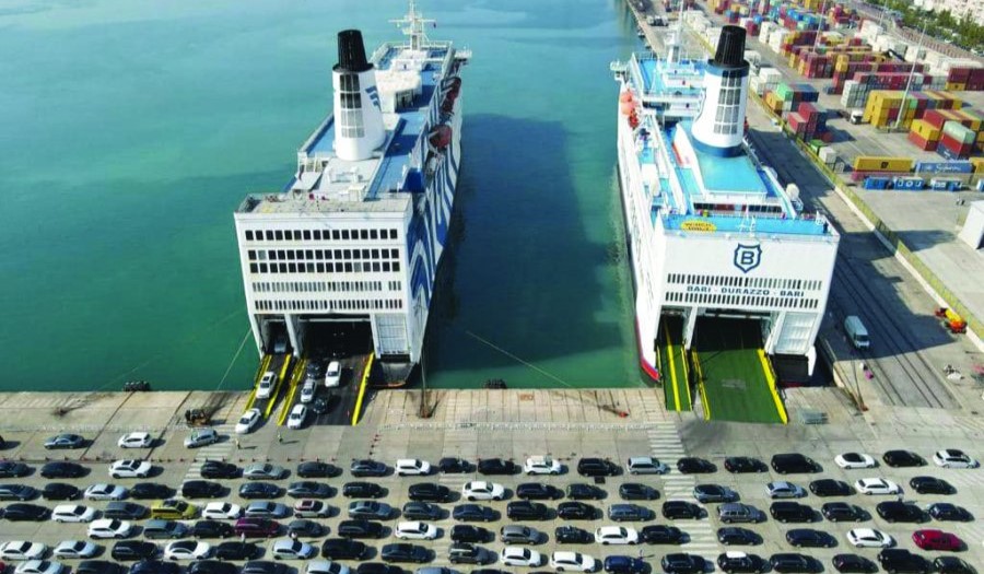 Kompanitë e trageteve paralajmërojnë rritje çmimesh të biletave me 2 euro